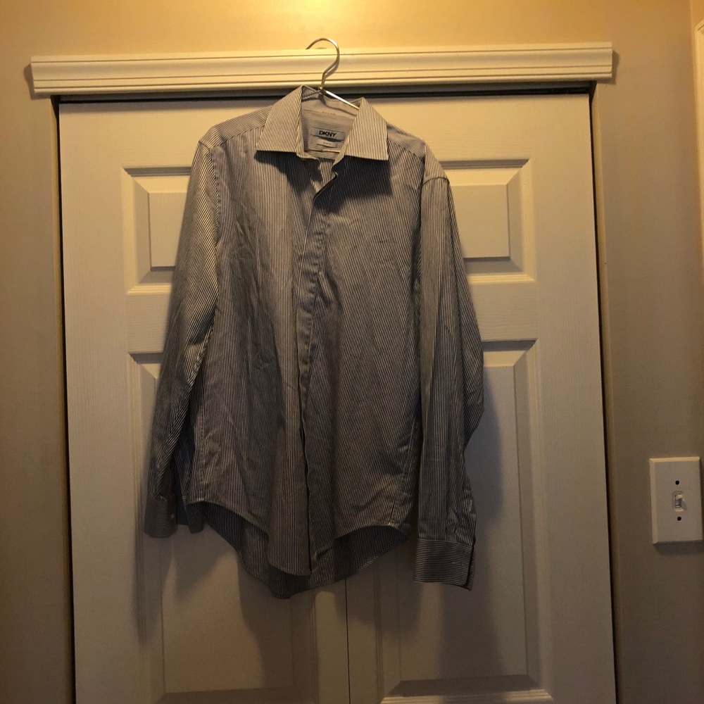 Men’s DKNY Button Down Collared Shirt
